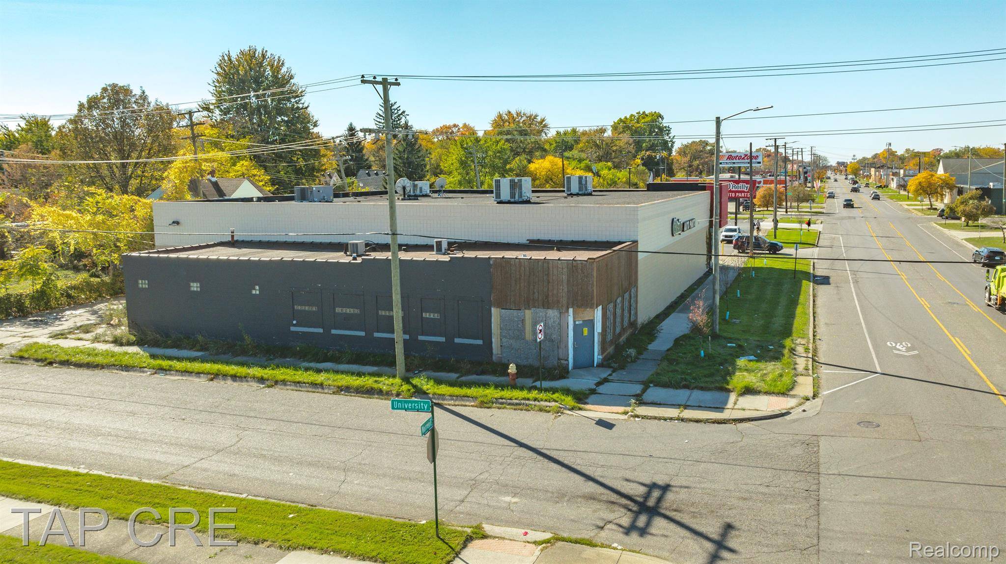 Detroit, MI 48224,17658 E Warren AVE