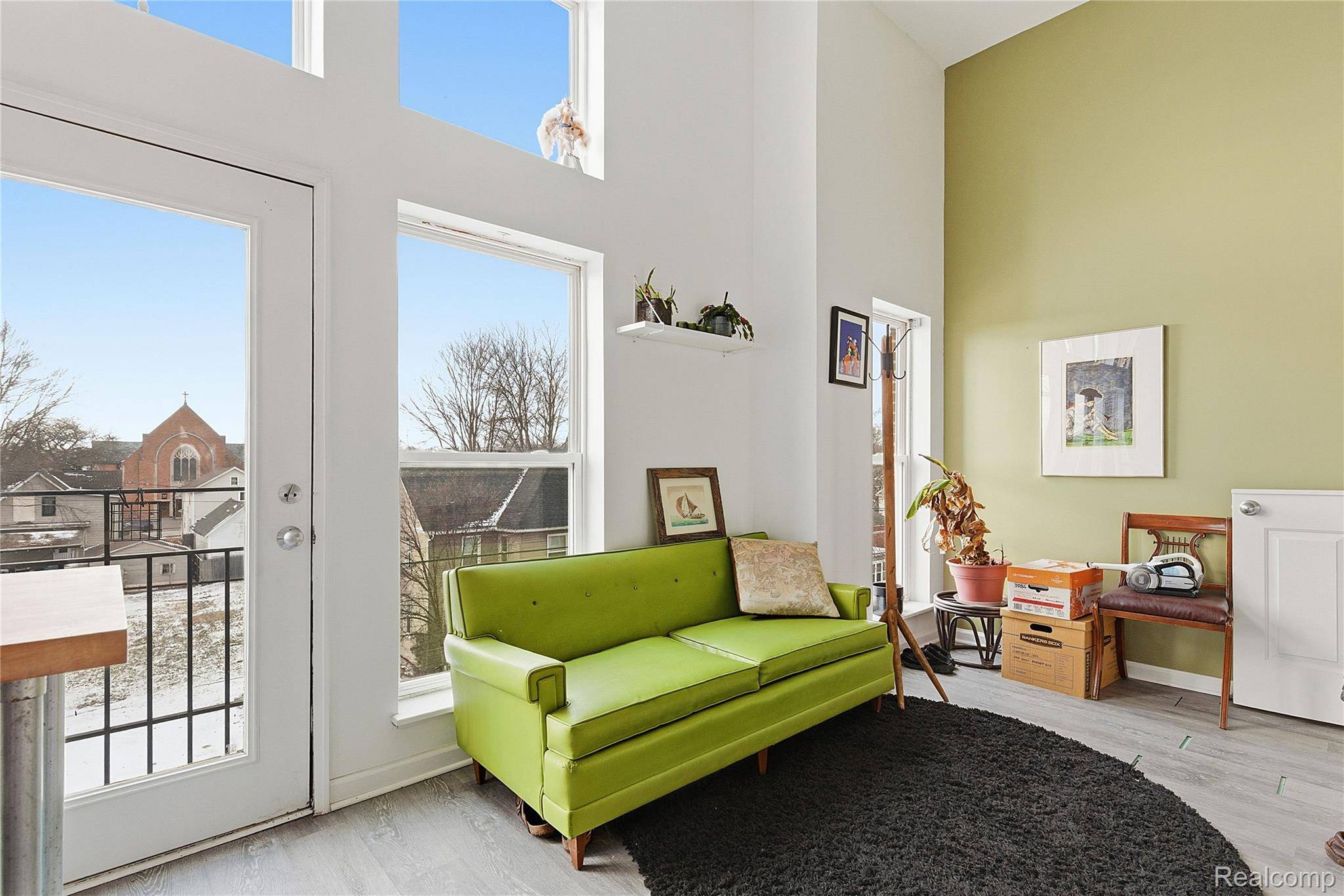 Mt. Clemens, MI 48043,72 Clinton ST