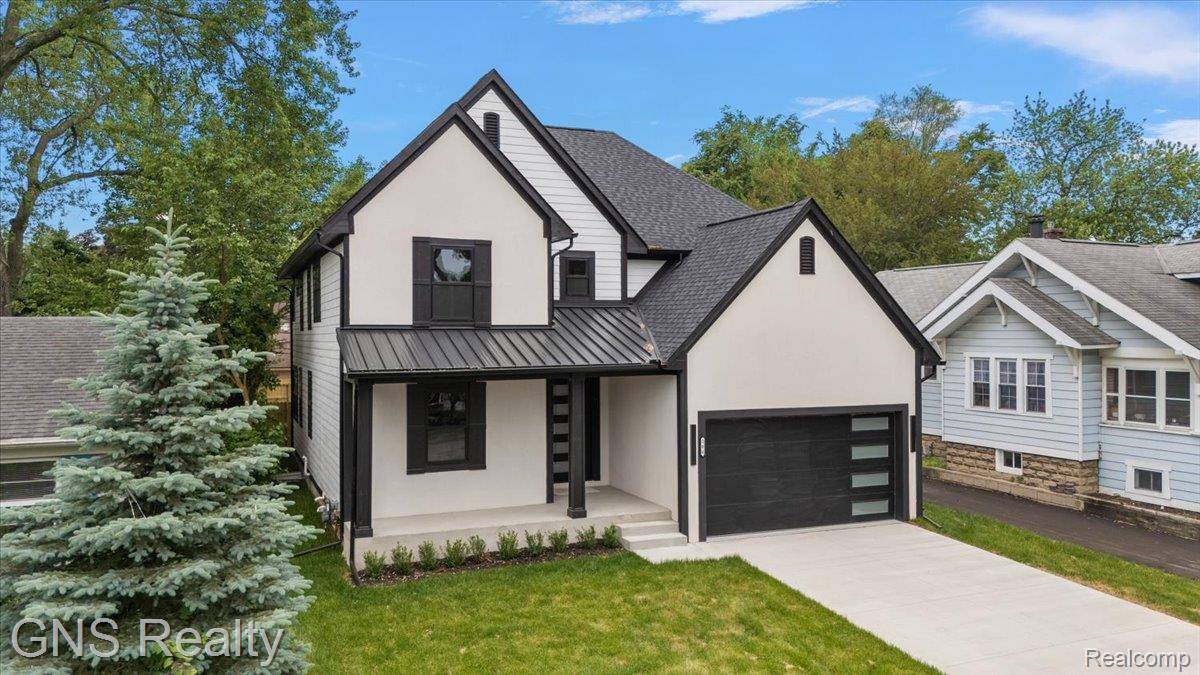 Royal Oak, MI 48073,206 E Windemere AVE