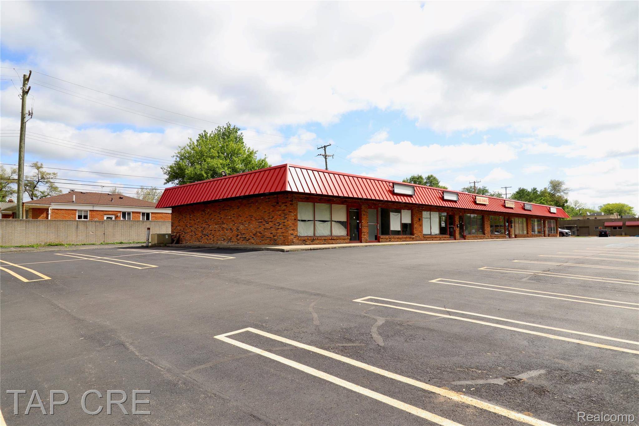 Livonia, MI 48152,27520 7 Mile RD