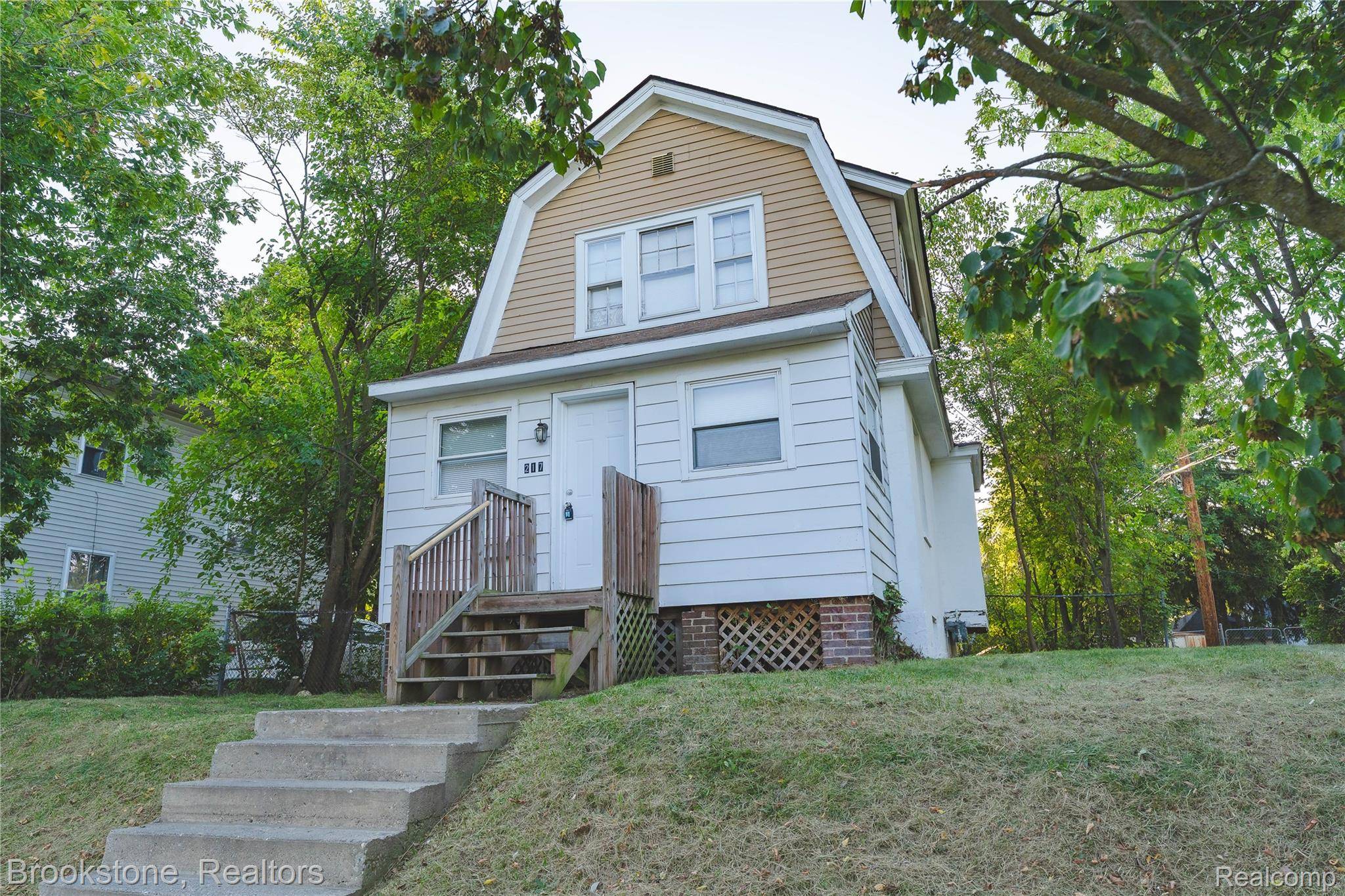 Pontiac, MI 48342,217 Edison ST