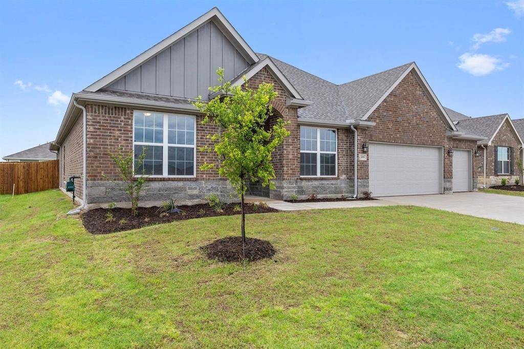 Nevada, TX 75173,209 Briarwood Drive