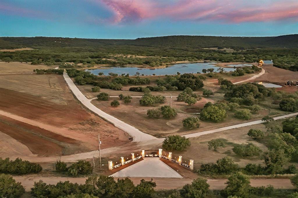 Lawn, TX 79530,635 County Road 184