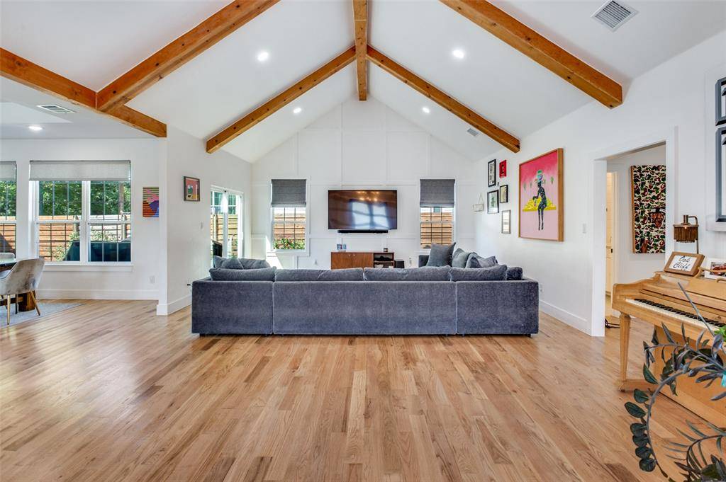 Dallas, TX 75208,1723 N Edgefield Avenue