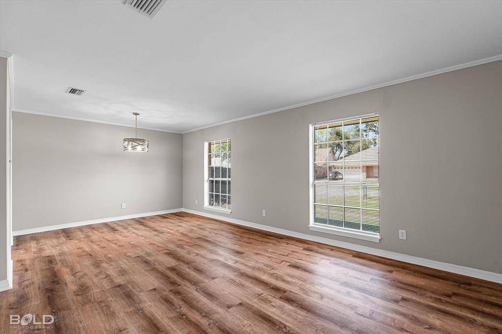 Shreveport, LA 71115,425 N Dresden Circle