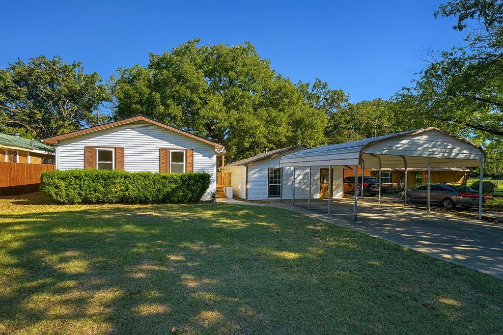 West Tawakoni, TX 75474,1632 E Crestway Drive