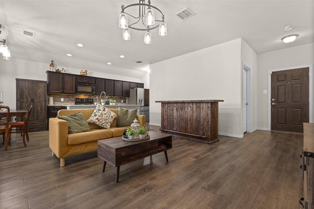 Fort Worth, TX 76119,4044 Saint Christian Street