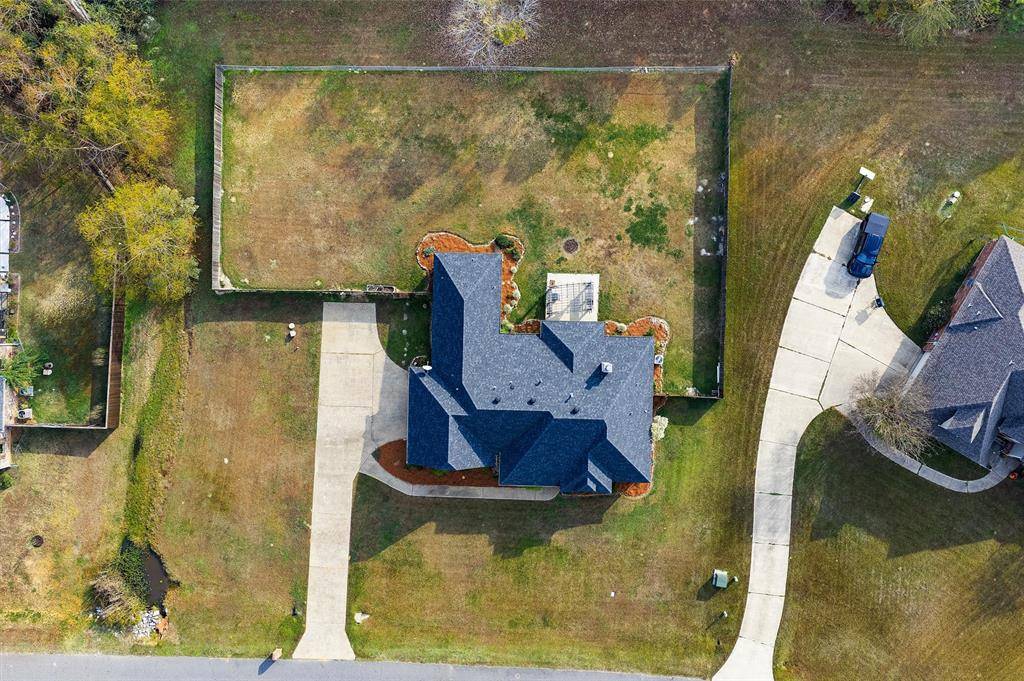 Stonewall, LA 71078,363 Leigh Lane