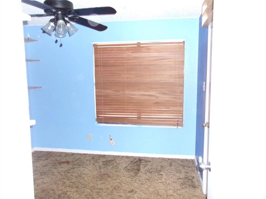 Athens, TX 75751,538 E Massey Street