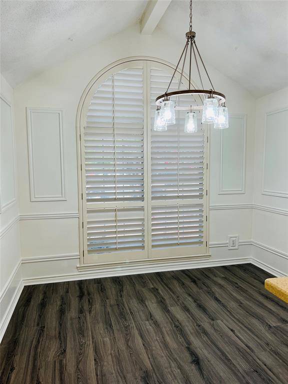 Denton, TX 76209,1004 Bull Run