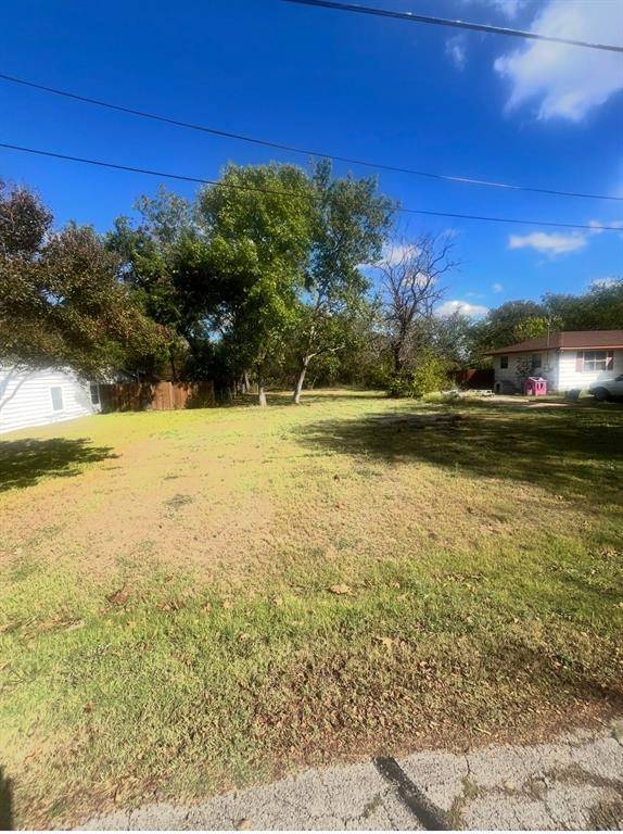 Crandall, TX 75114,301 5th Street