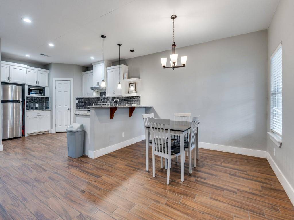 Ennis, TX 75119,908 E Decatur Street