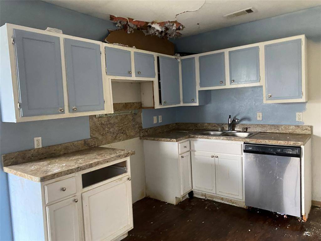 Dallas, TX 75241,4140 Wilshire Boulevard