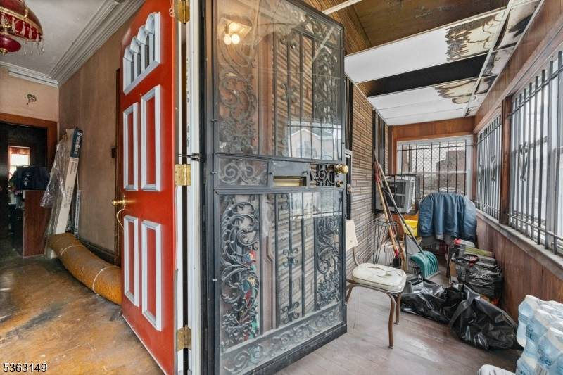 Newark City, NJ 07104,15 Taylor St