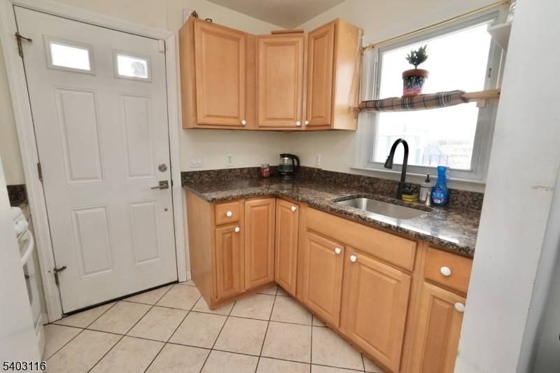 Belleville Twp., NJ 07109,110 Nolton St