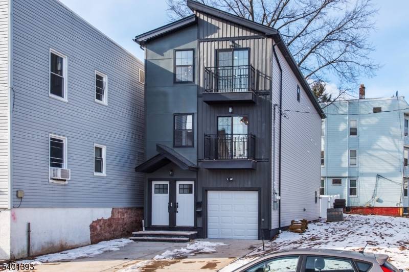 Irvington Twp., NJ 07111,227 21St St