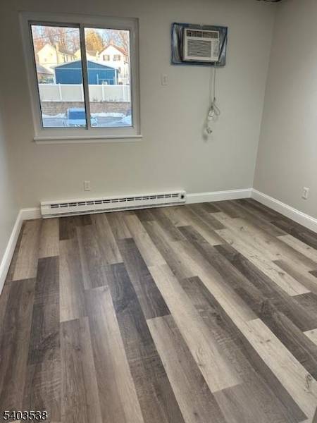 Butler Boro, NJ 07405,234 Main St #9