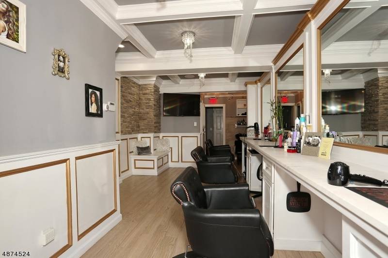 Haledon Boro, NJ 07508,464 Belmont Ave