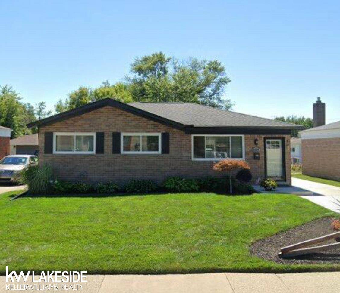 Saint Clair Shores, MI 48082,22204 Hoffman ST