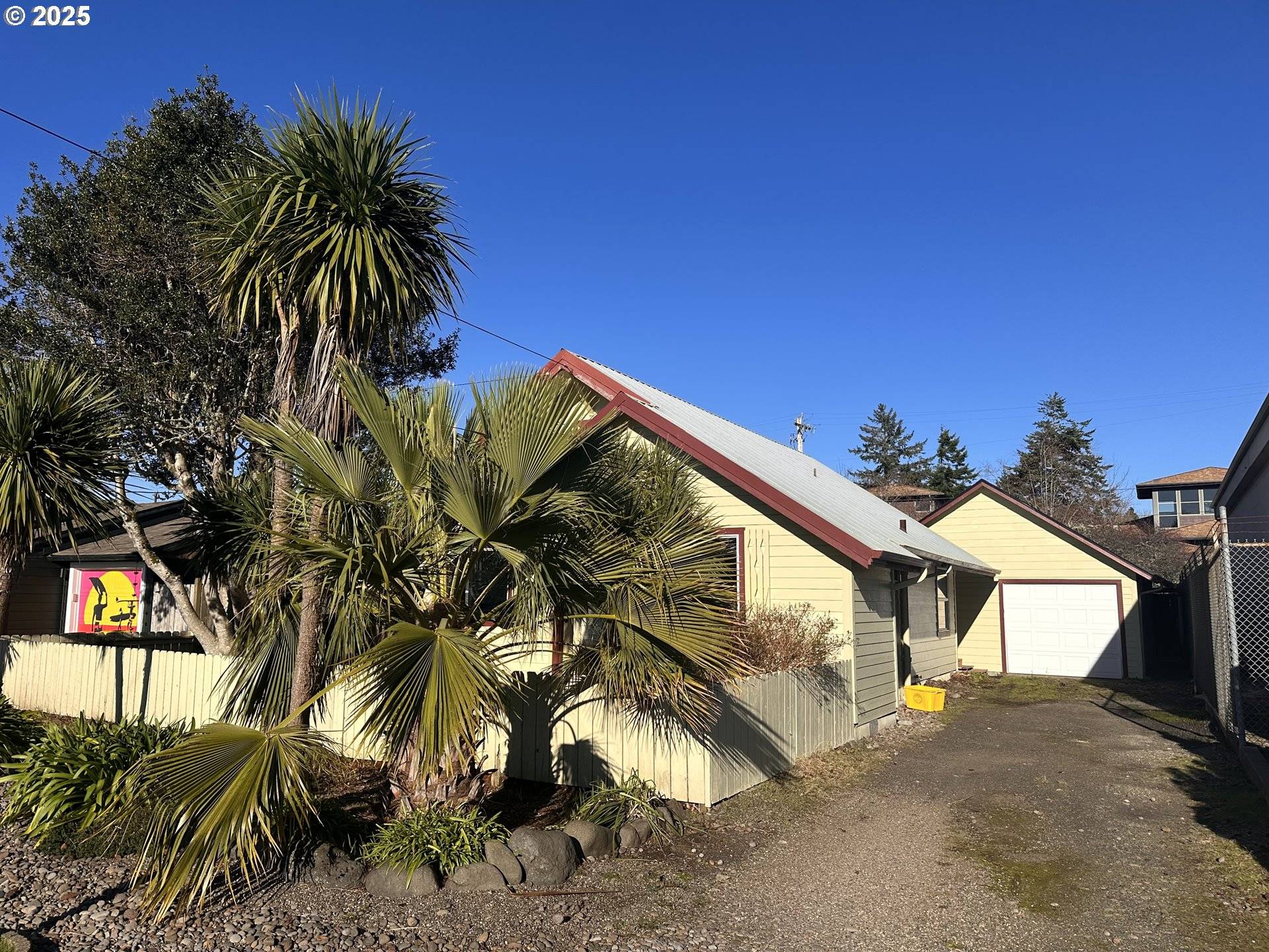 Florence, OR 97439,1335 7TH ST