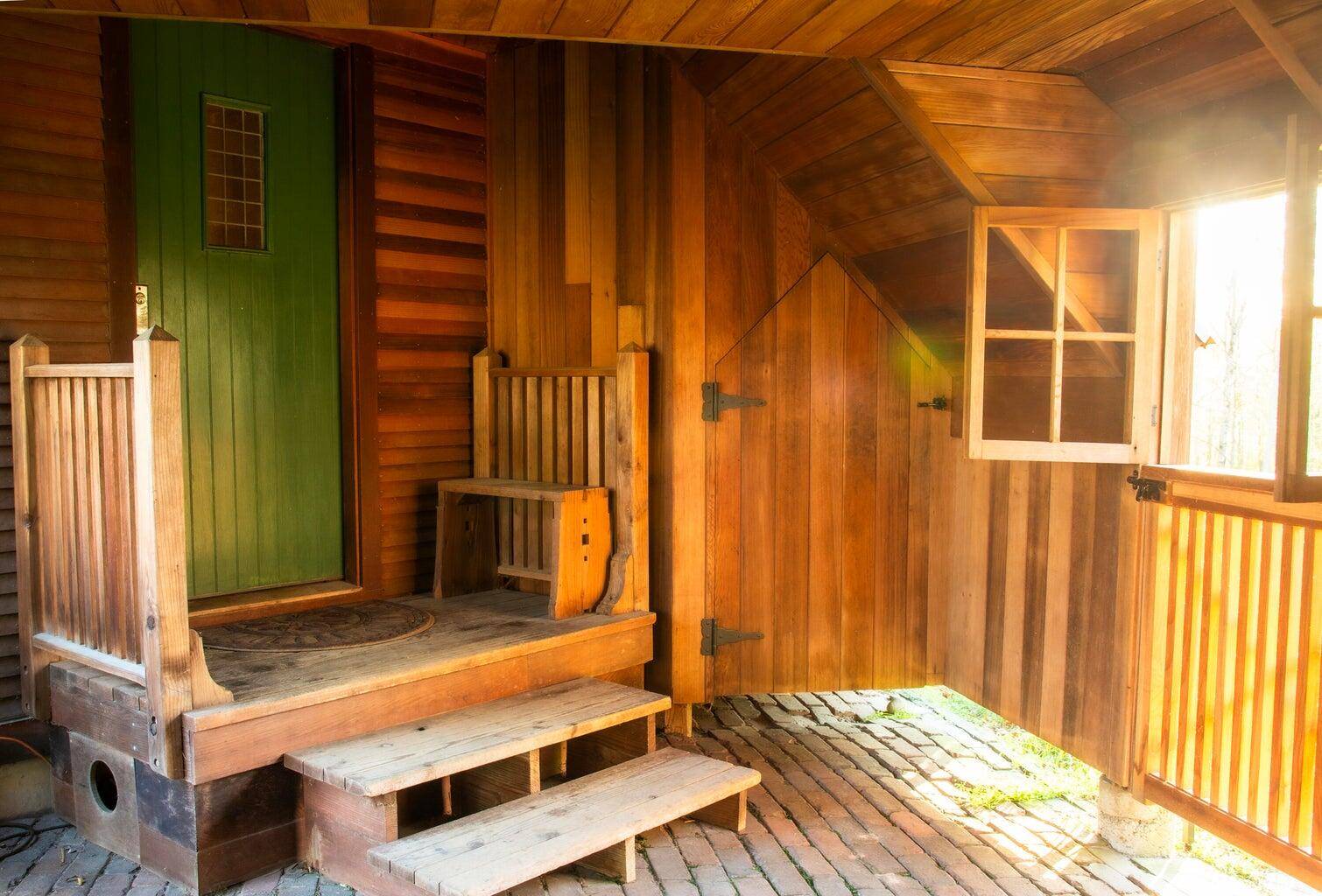 Grand Rapids, MI 49525,3705 Grand River DR NE