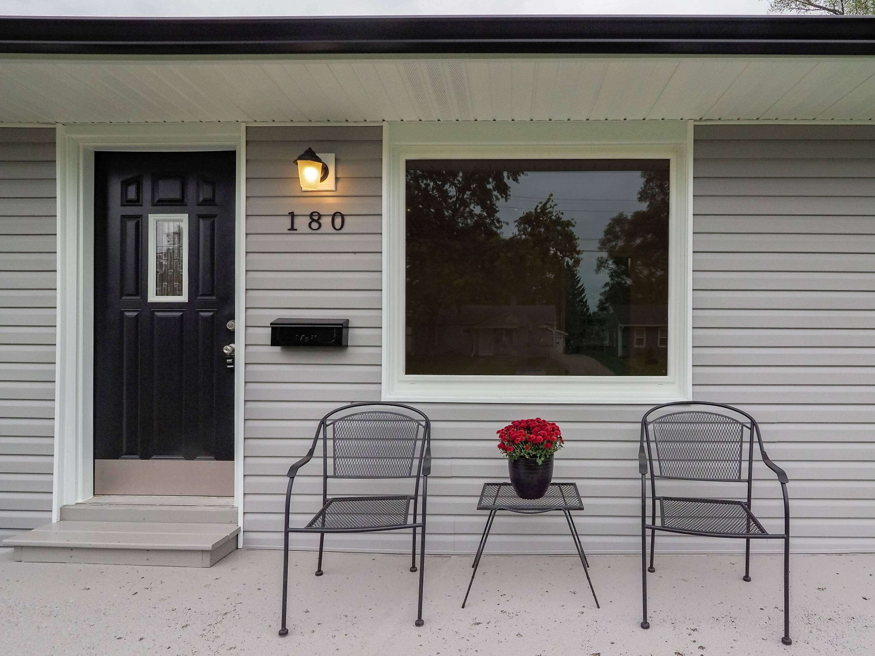 Battle Creek, MI 49037,180 N Woodlawn AVE