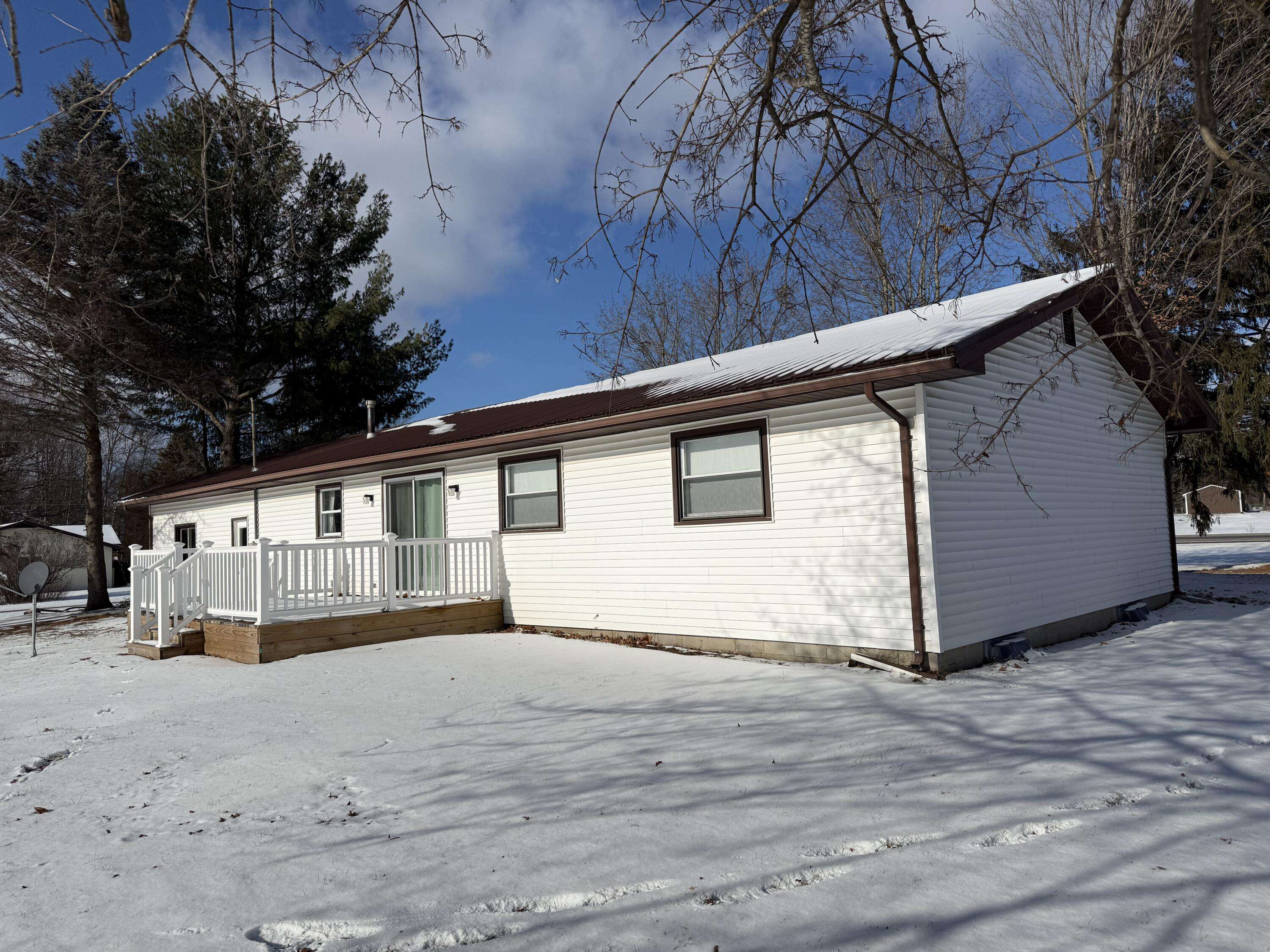 Vestaburg, MI 48891,7858 Birch DR