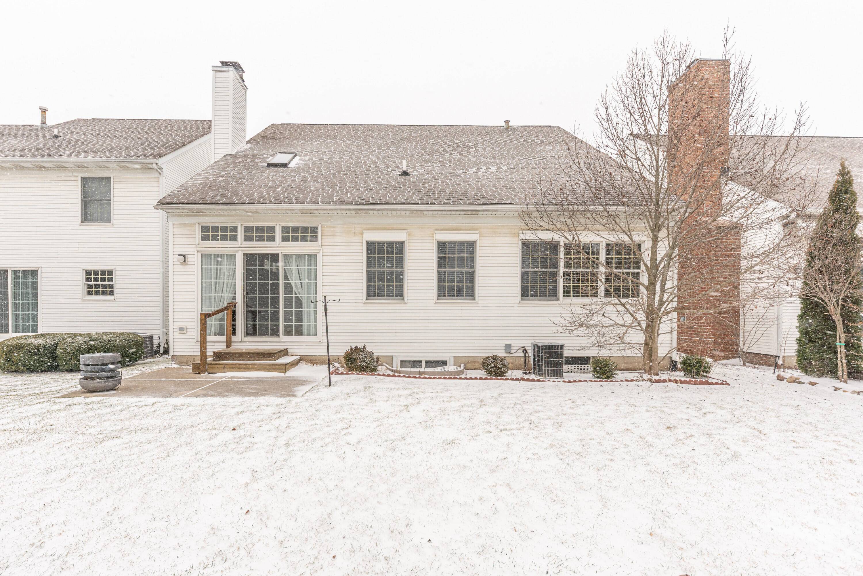 Ann Arbor, MI 48103,2973 Salem DR