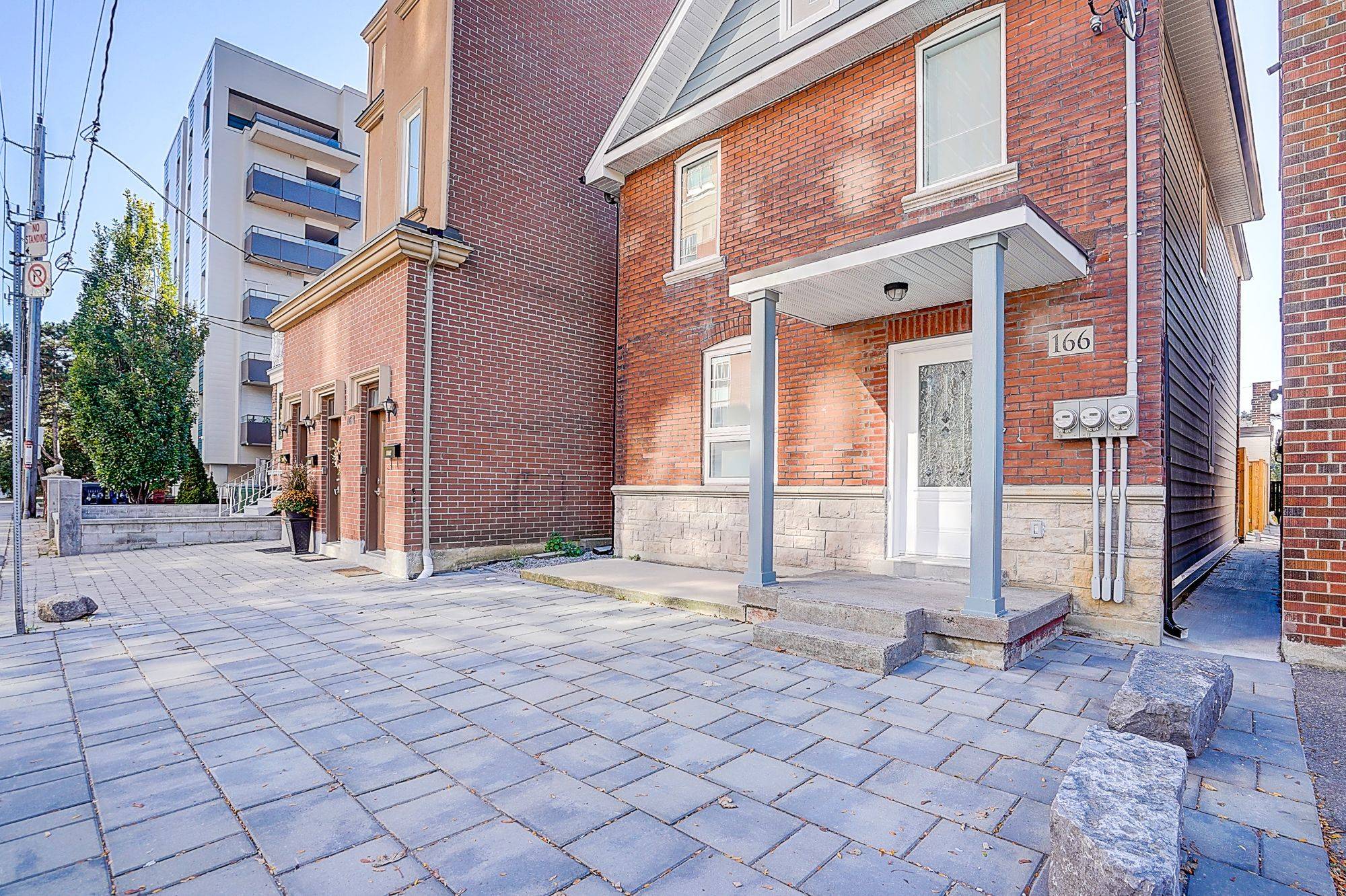 Toronto C03, ON M6C 2M2,166 Vaughan RD #Main & Basement