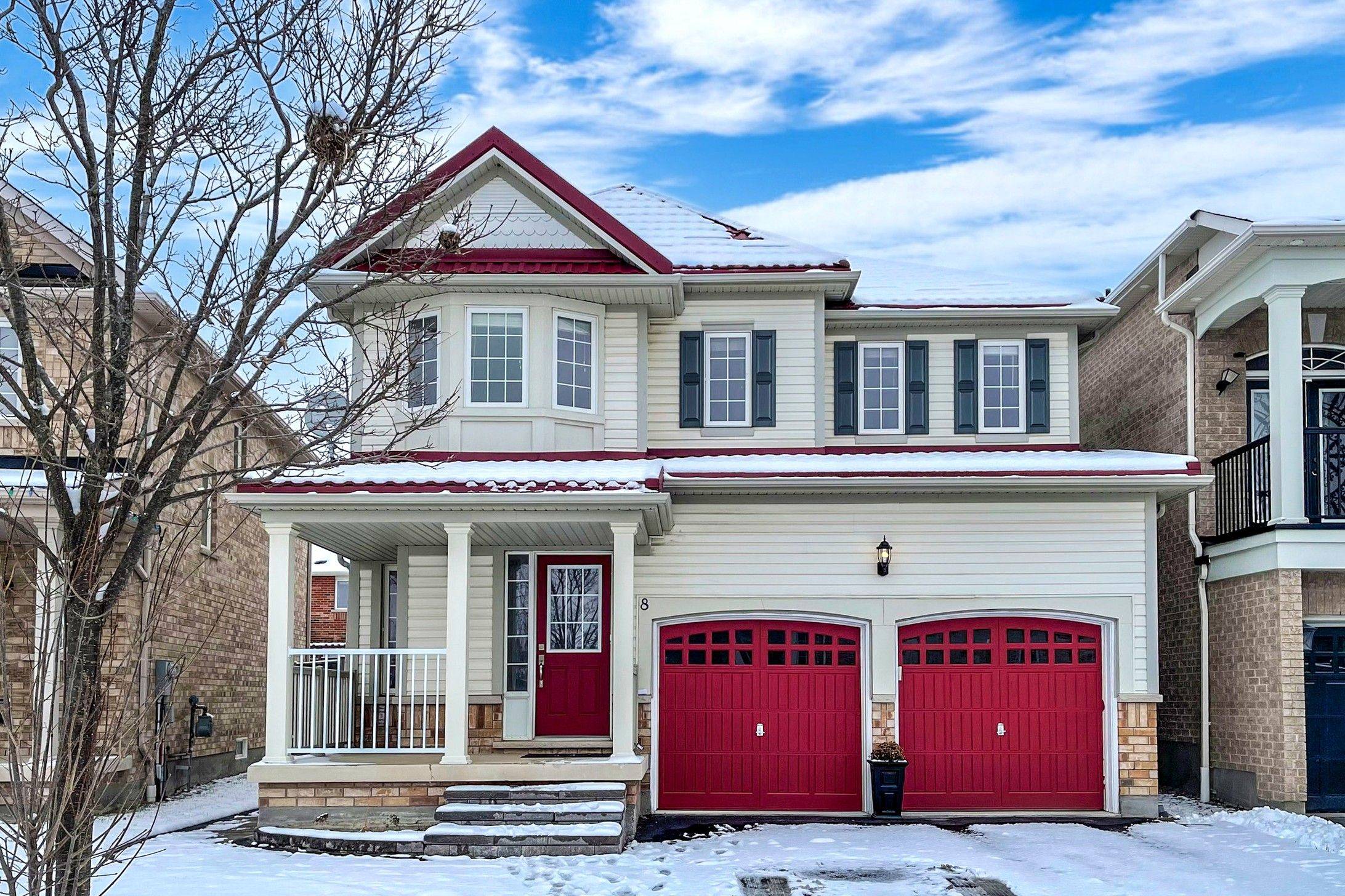 Whitby, ON L1R 0K2,8 Canary ST