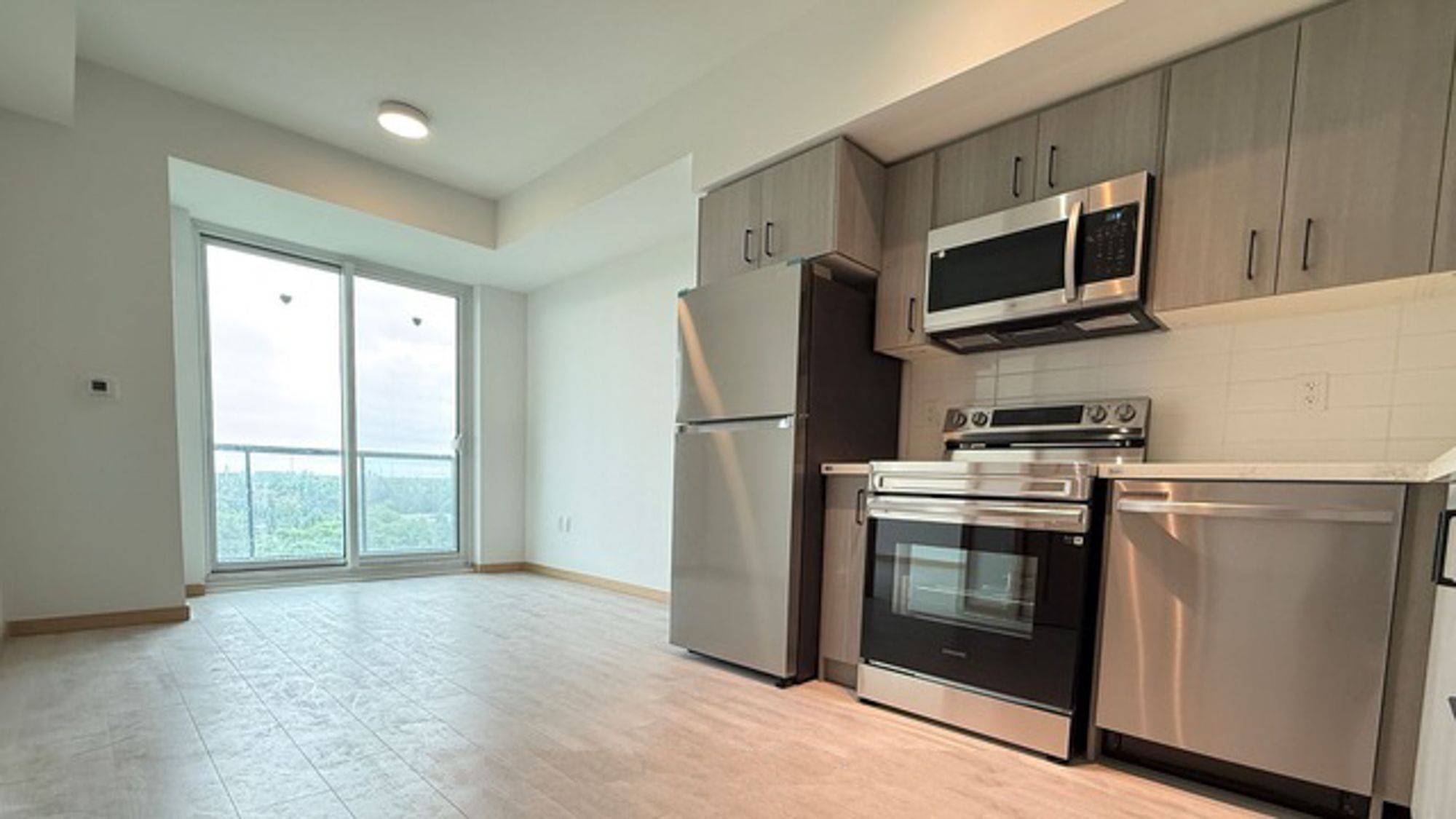 Toronto E05, ON M1T 0C1,3429 Sheppard AVE E #B720