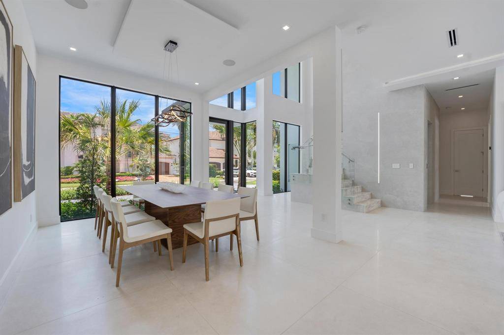 Delray Beach, FL 33483,948 Banyan Drive