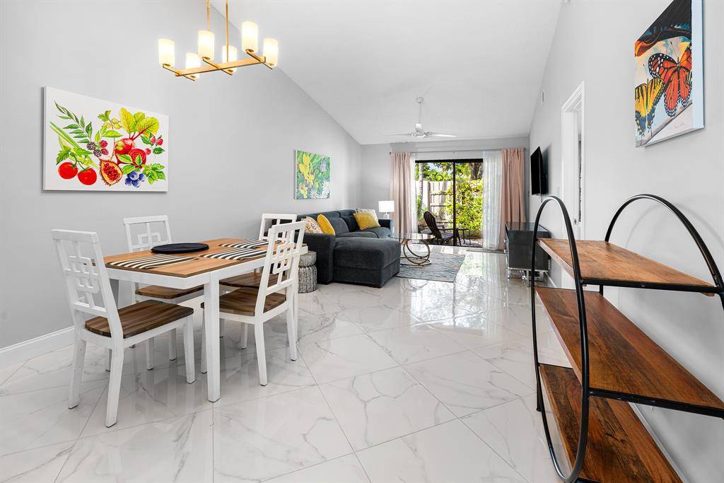 Oakland Park, FL 33309,3068 S Oakland Forest Dr #803