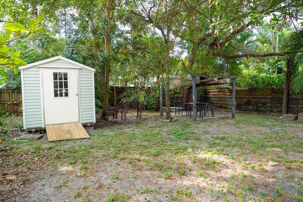 Fort Lauderdale, FL 33315,1306 SW 18th St