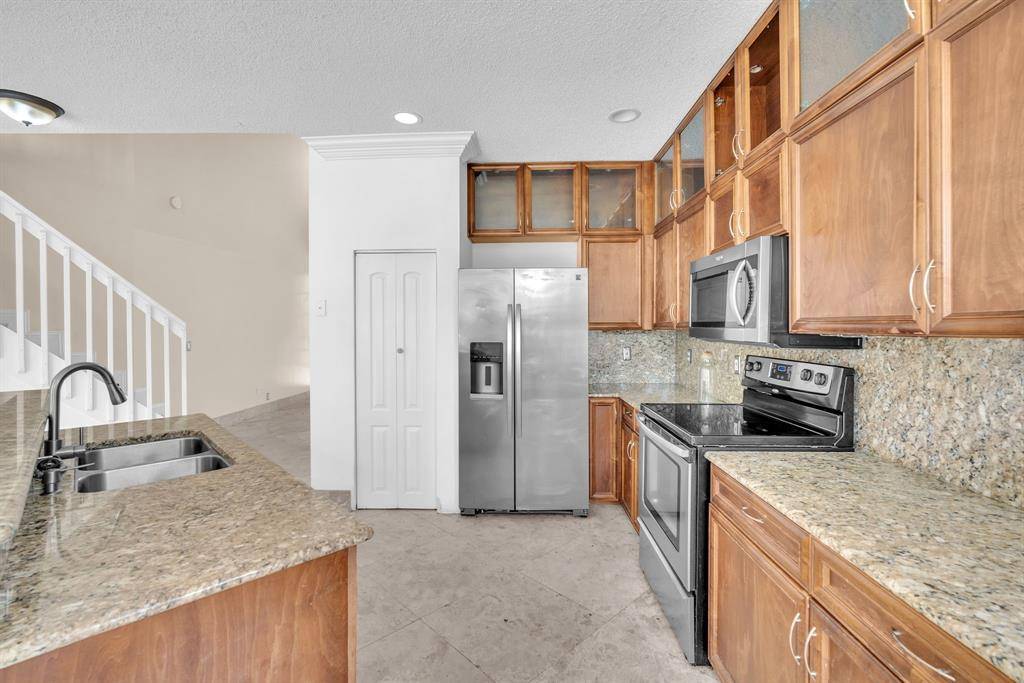 Pompano Beach, FL 33069,3628 Dunes Vista Dr