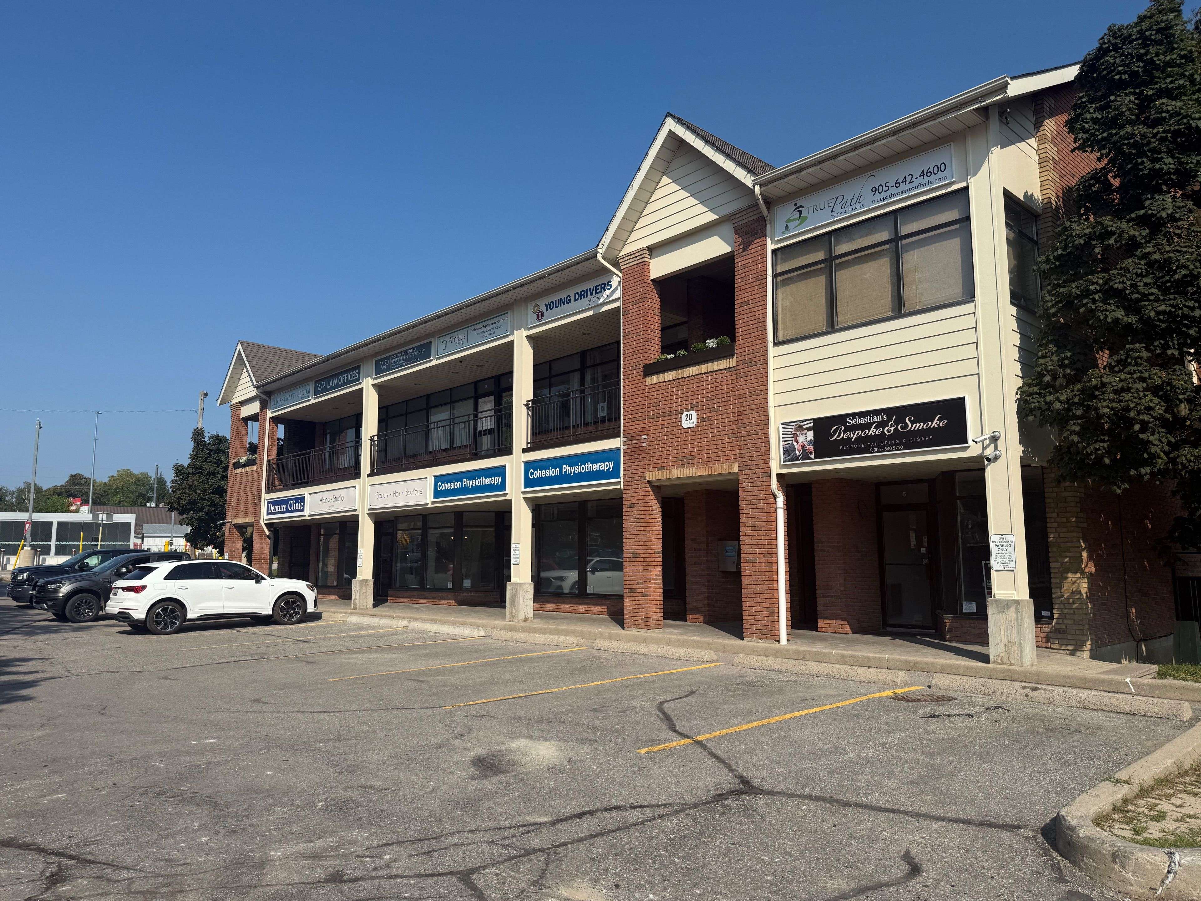 Whitchurch-stouffville, ON L4A 8B9,20 Freel LN #8