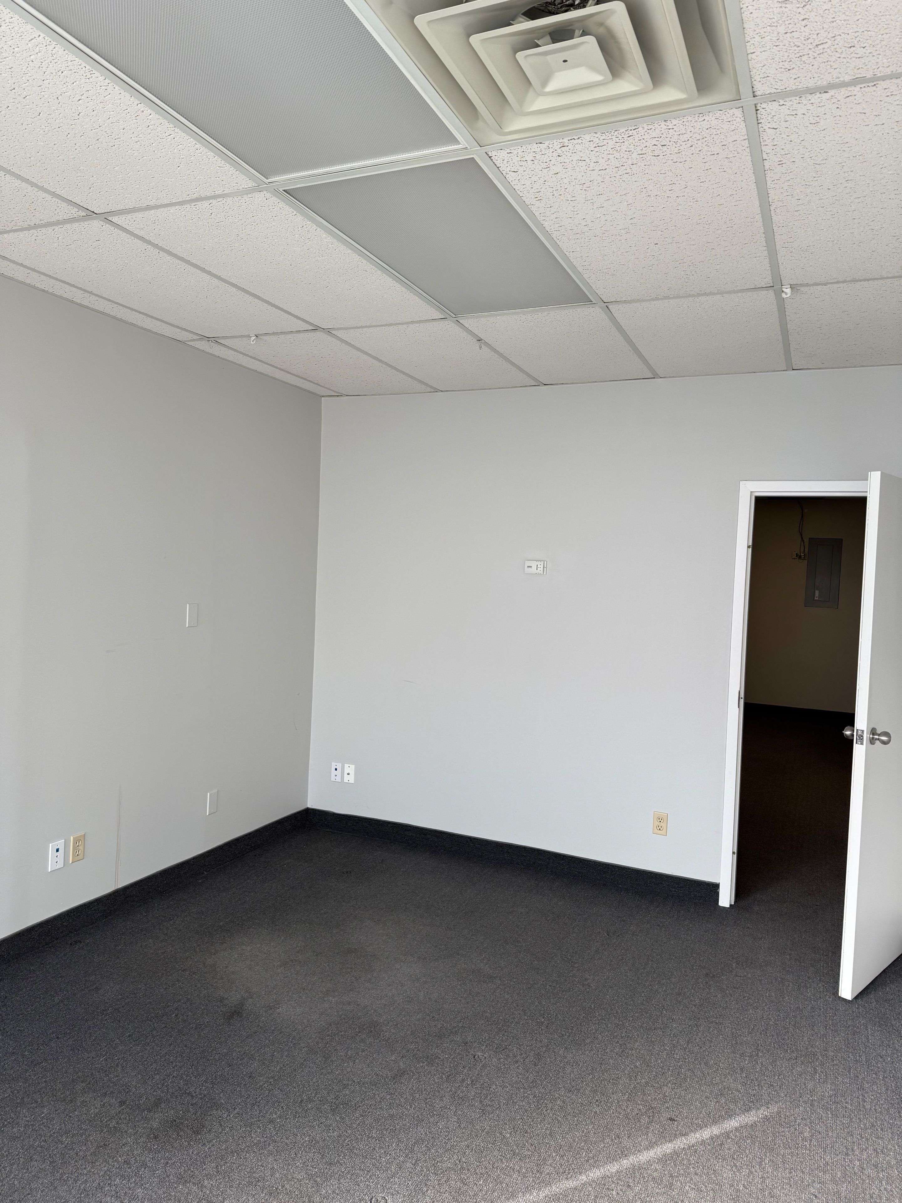 Whitchurch-stouffville, ON L4A 8B9,20 Freel LN #8