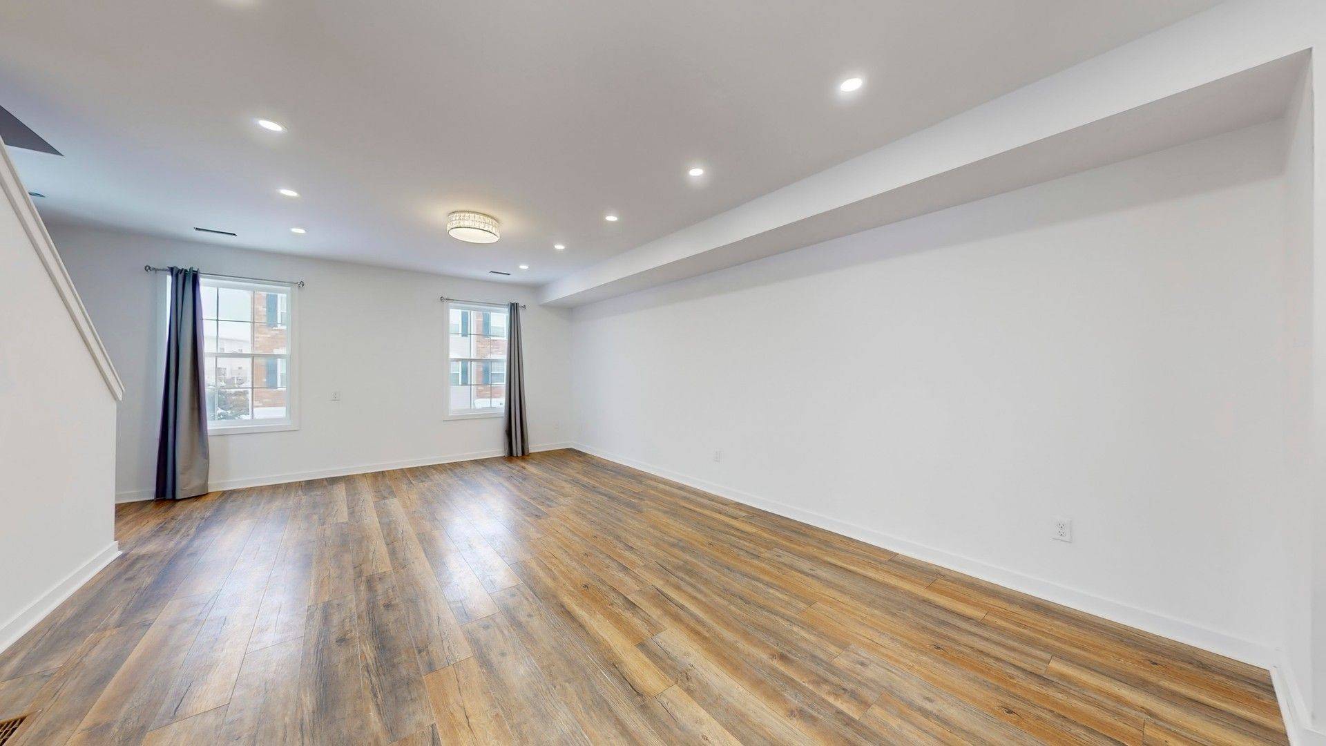 Barrie, ON L4N 0L6,91 Coughlin RD #24