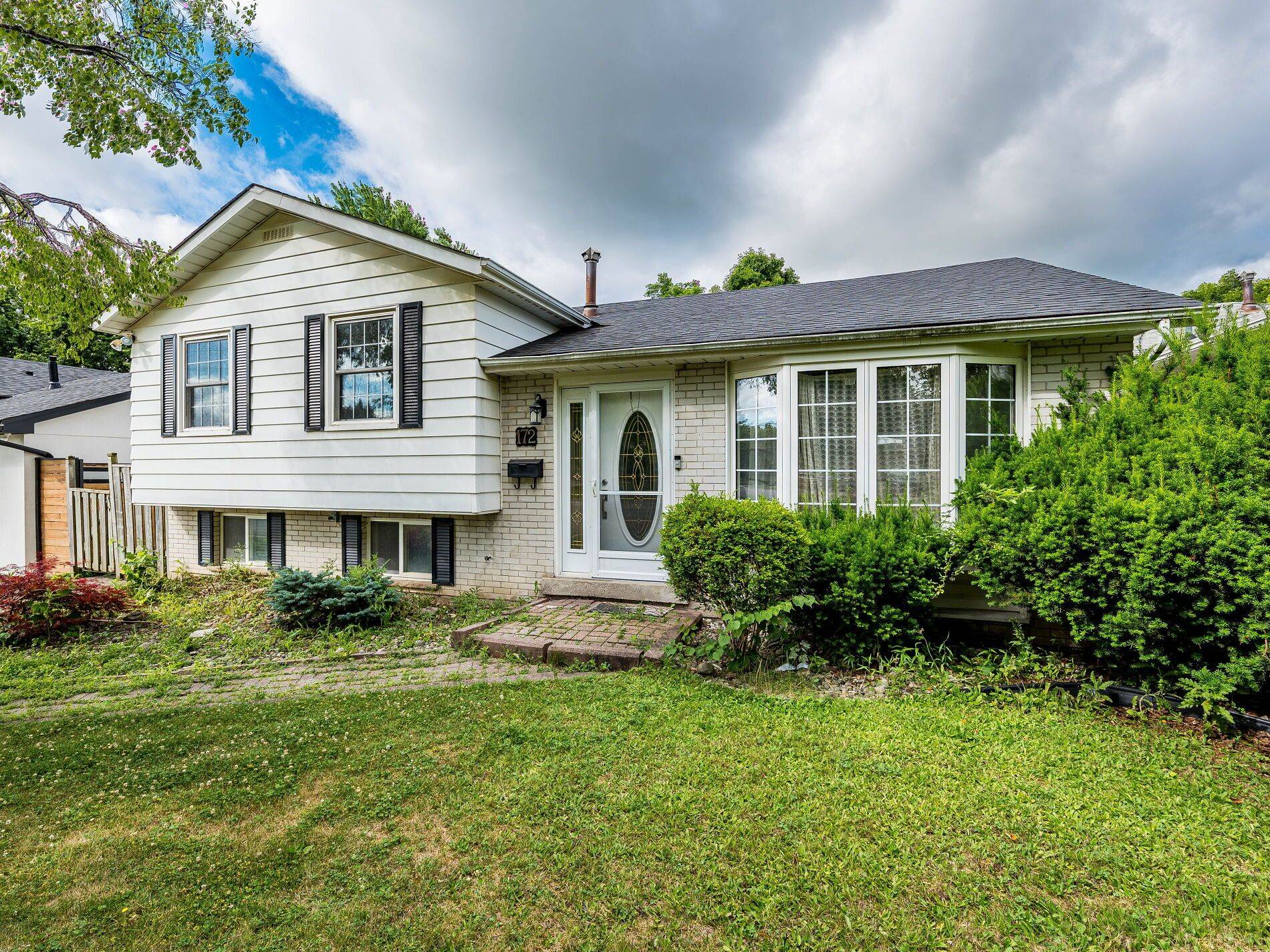 Halton Hills, ON L7G 4K7,172 Mountainview RD S