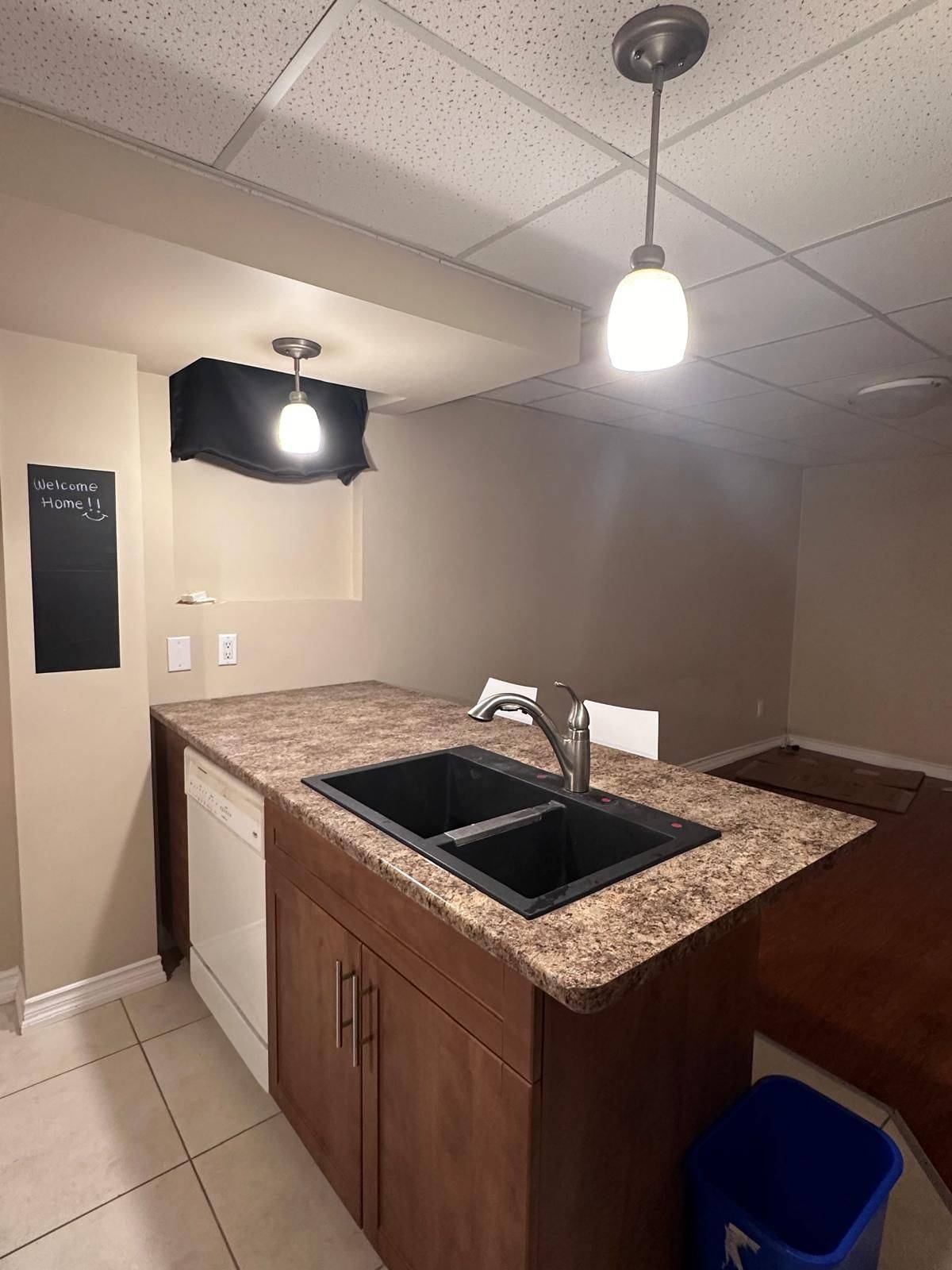 Mississauga, ON L5N 6M9,7285 Aspen AVE