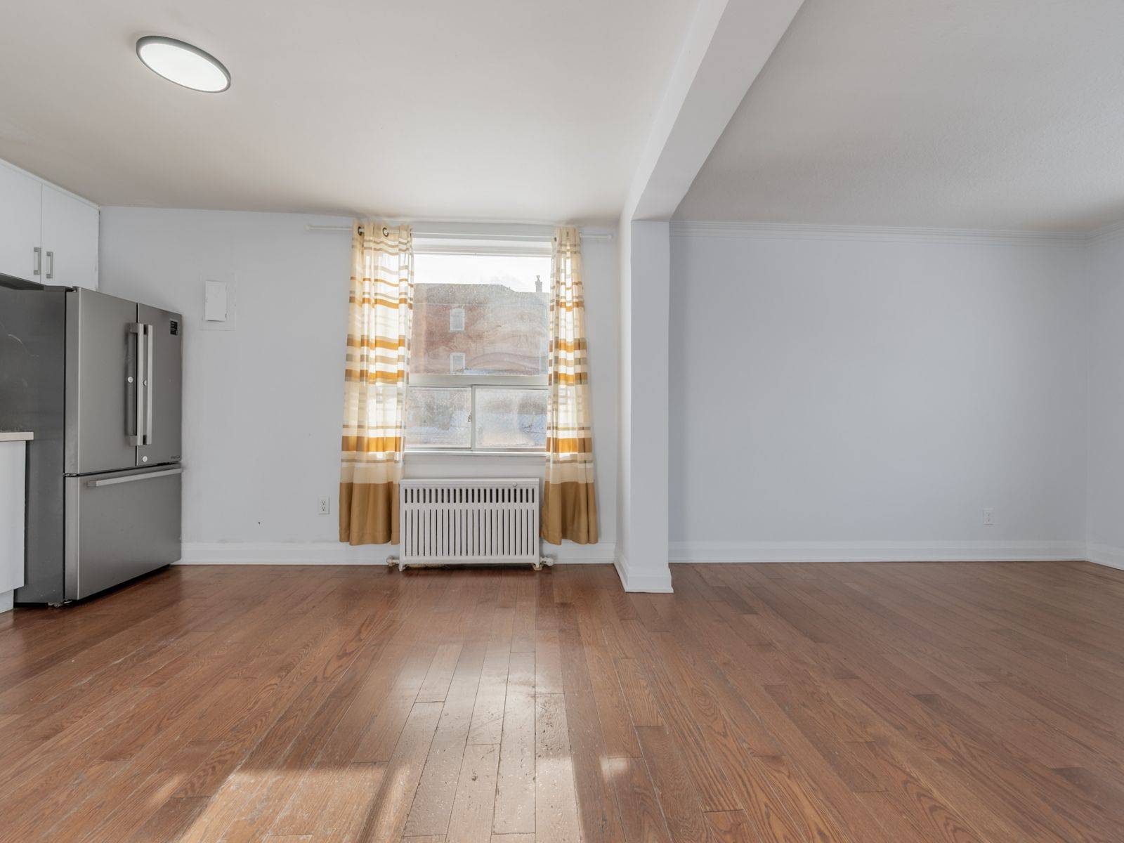 Toronto W03, ON M6M 3L6,1 Lacey AVE #2