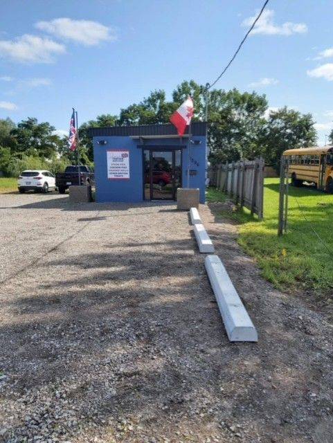 Niagara Falls, ON L2H 1K5,5096 Montrose RD