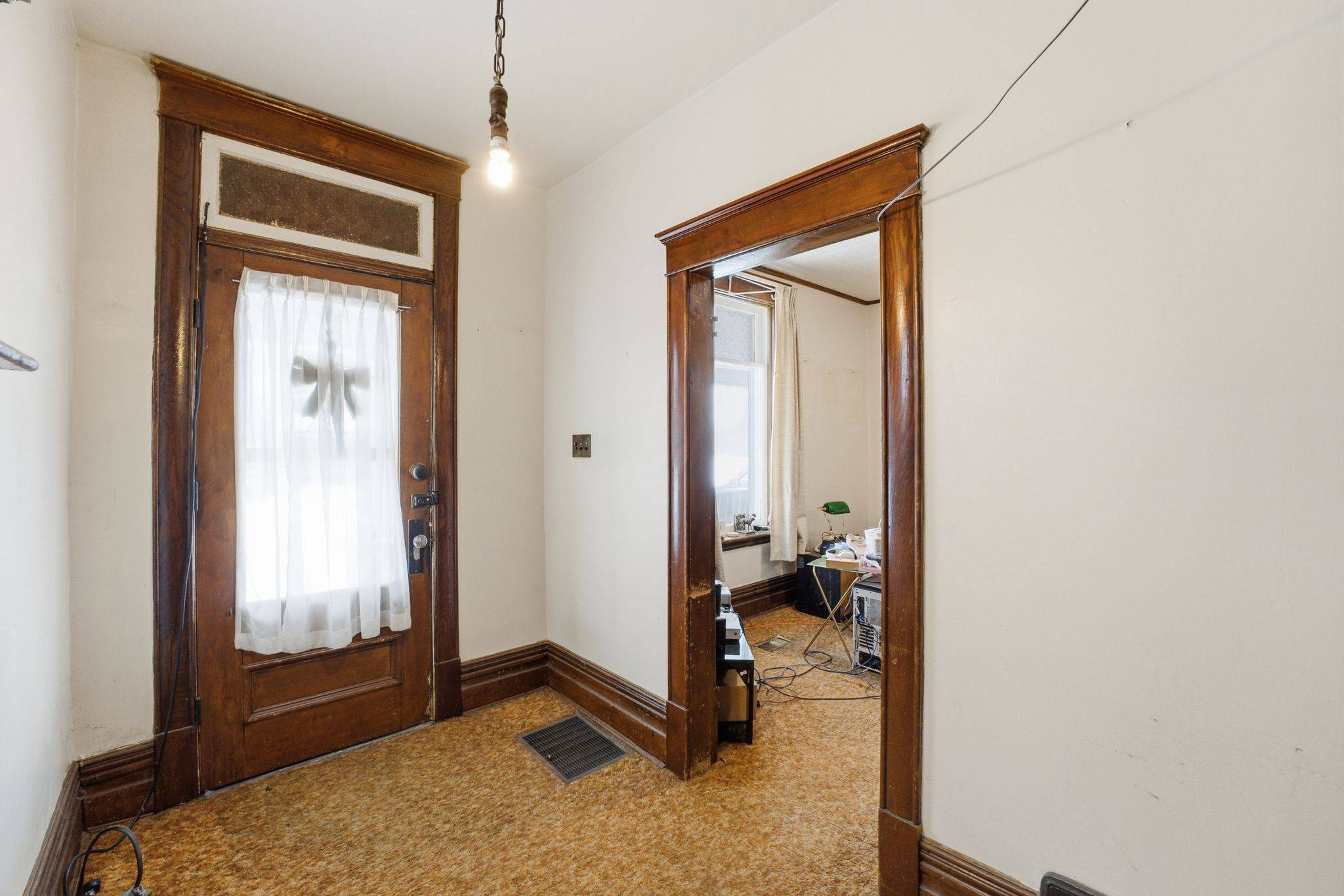 Peterborough, ON K9H 4R6,535 Park ST N