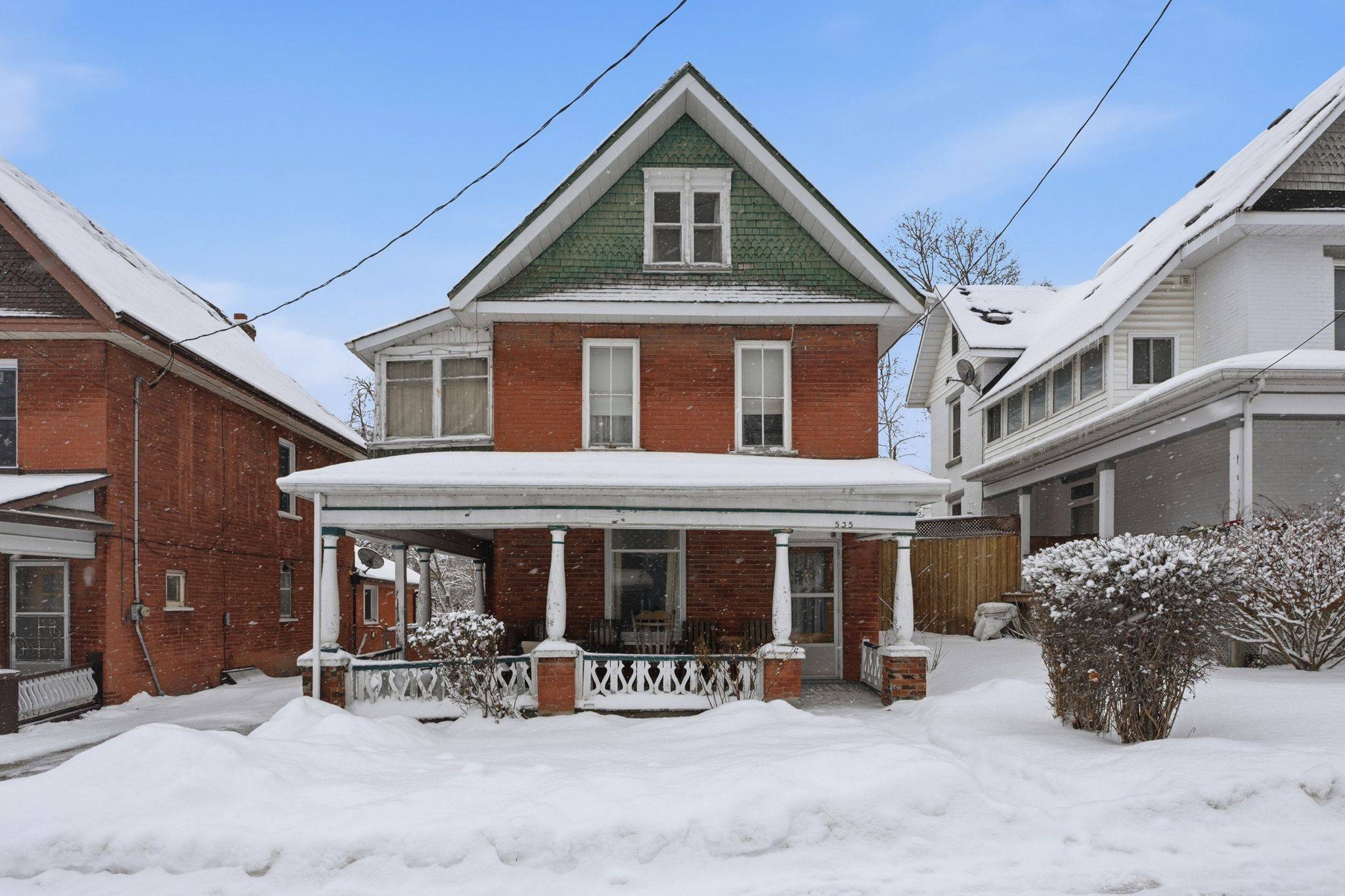 Peterborough, ON K9H 4R6,535 Park ST N