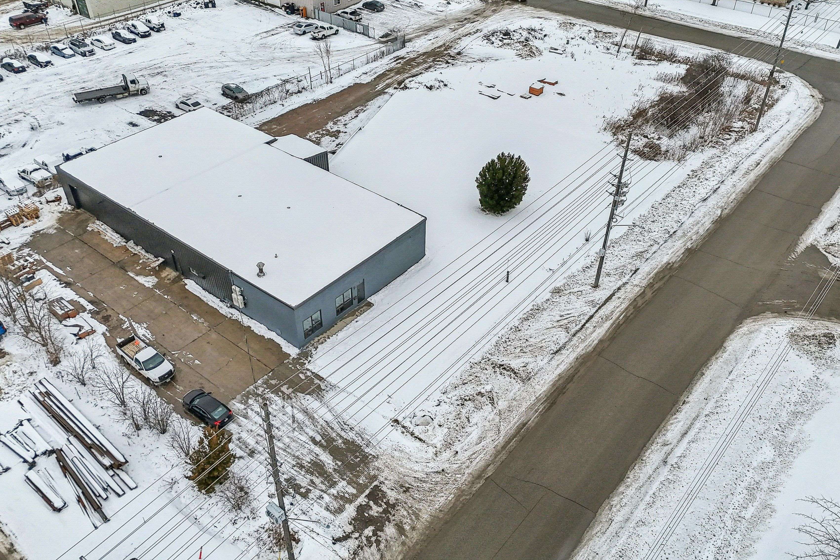 Guelph, ON N1H 7M6,11 Massey RD