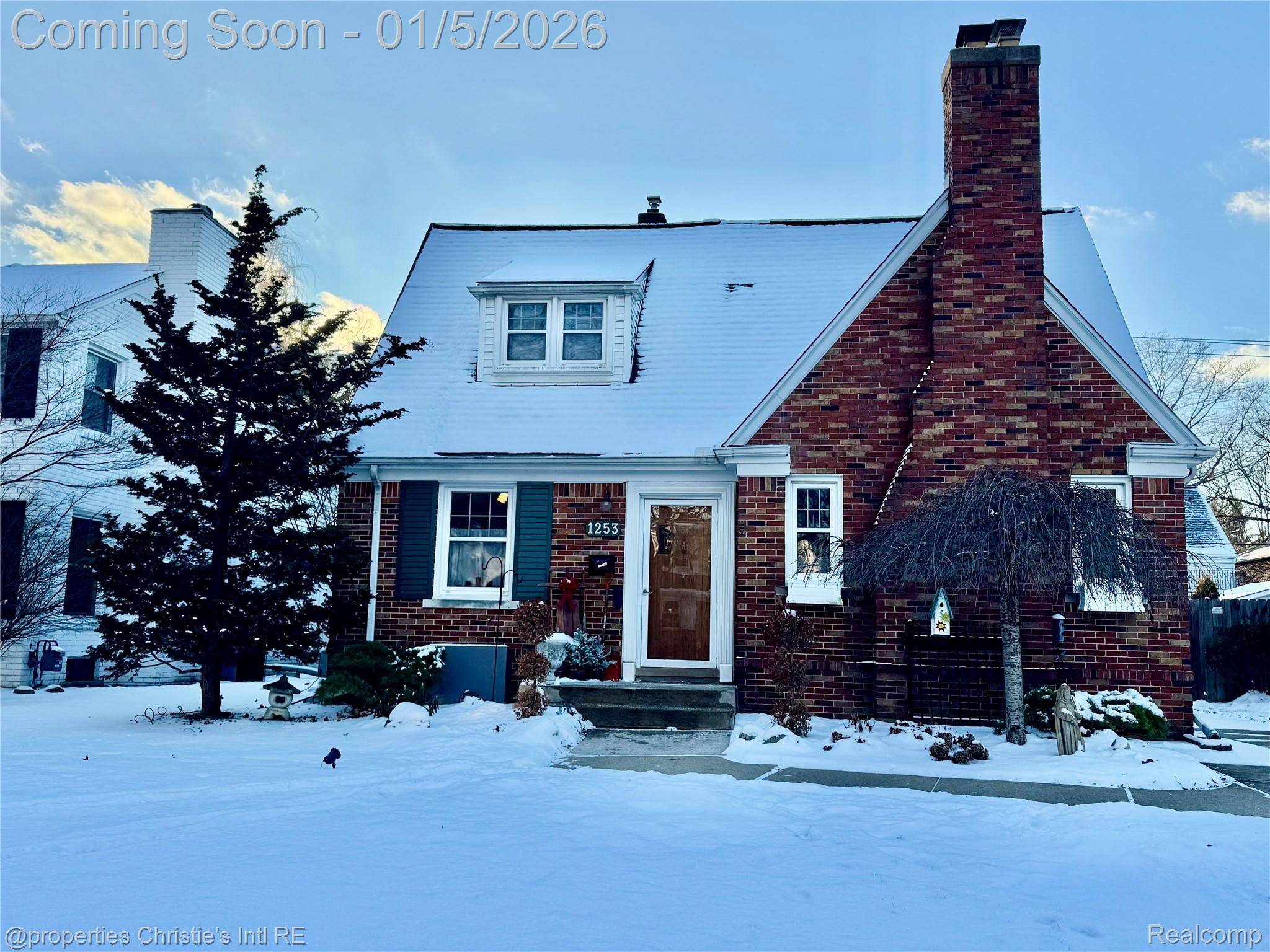 Grosse Pointe Park, MI 48230,1253 Grayton ST