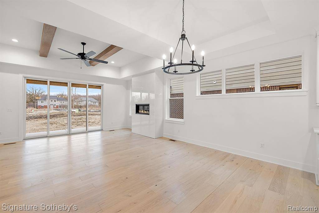 Troy, MI 48085,5968 Willow Grove DR