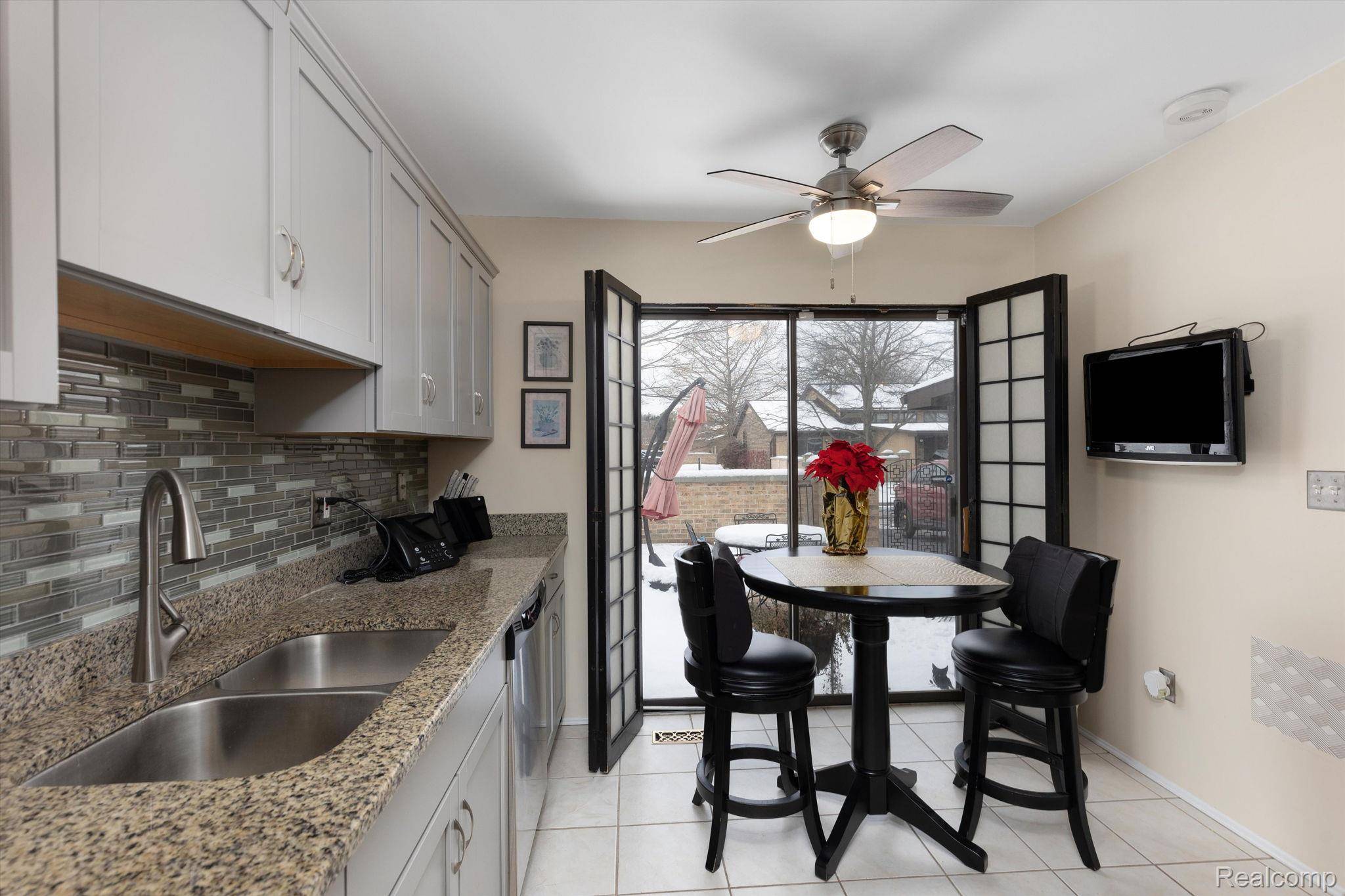 Southfield, MI 48076,28440 Villa CT N #suite 507