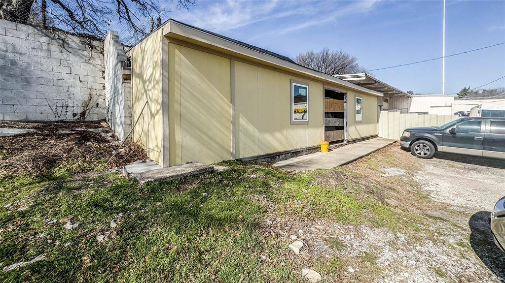 719 E Highway 67, Duncanville, TX 75137