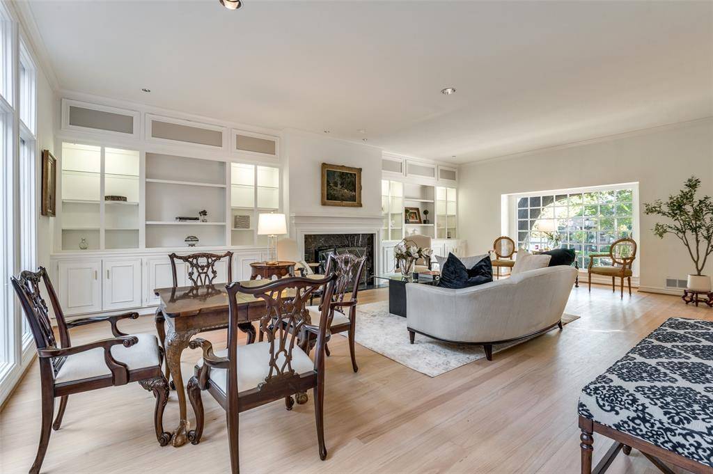 Dallas, TX 75209,5865 Farquhar Lane